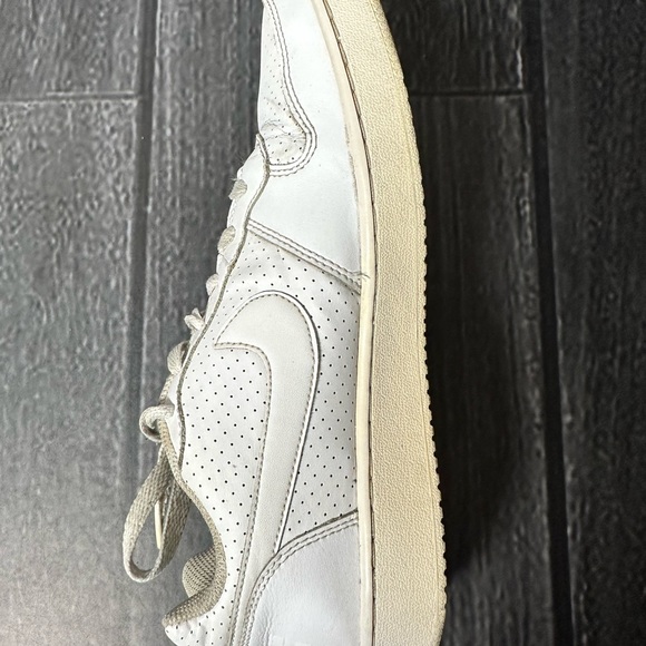 Nike Court Borough Low Triple White Trainers Sneakers 838937-111 Men's Size 9 - Picture 4 of 12